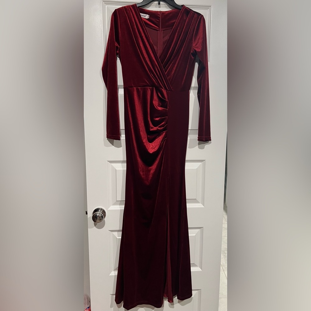 Babalet Maternity Long Sleeve Burgundy Velvet Dress Size Small